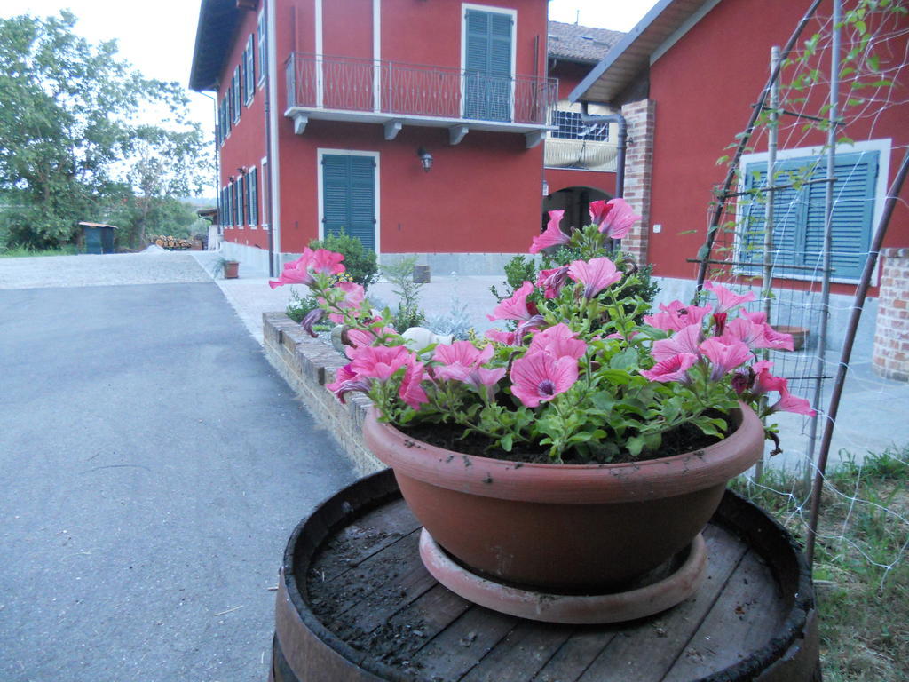 B&B Cascina Rossa Асти Екстериор снимка