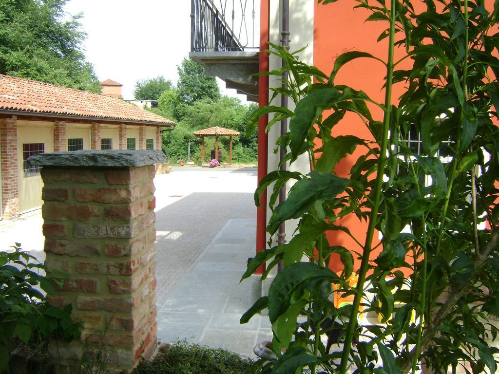 B&B Cascina Rossa Асти Екстериор снимка