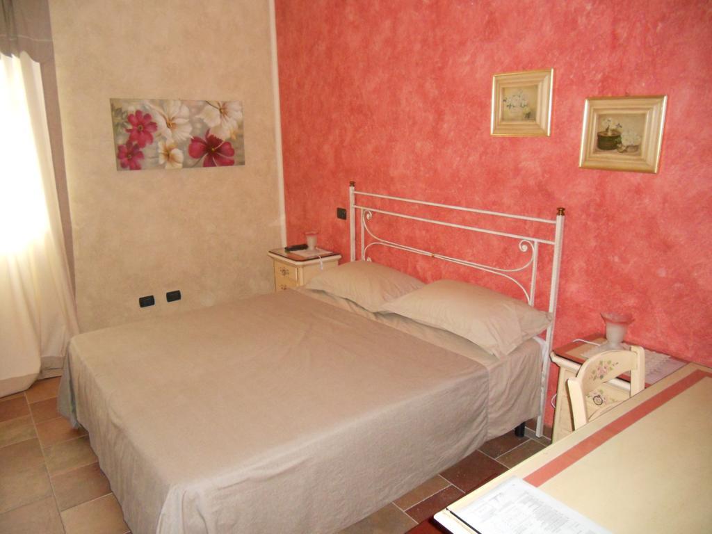 B&B Cascina Rossa Асти Стая снимка