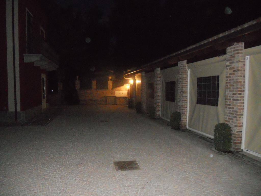B&B Cascina Rossa Асти Екстериор снимка