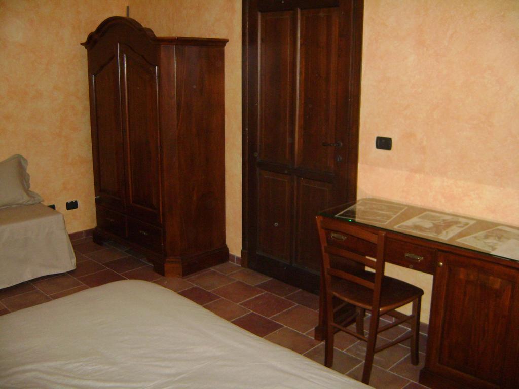 B&B Cascina Rossa Асти Стая снимка